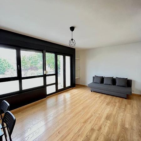 Ponsardin- Appartement Avec Balcon Et Parking ランス エクステリア 写真