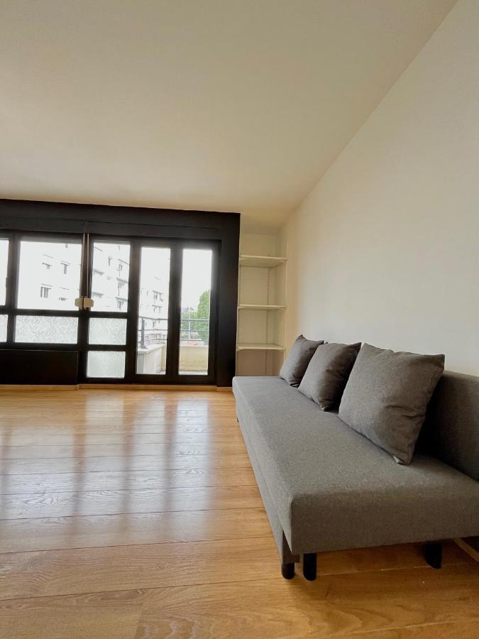 Ponsardin- Appartement Avec Balcon Et Parking ランス エクステリア 写真
